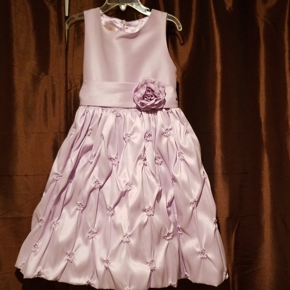 Girls dress